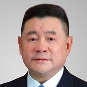 刘銮雄的英文名