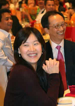 13岁的中国运动员伏明霞成为最年轻的世界冠军（历史上今天lssjt.com）