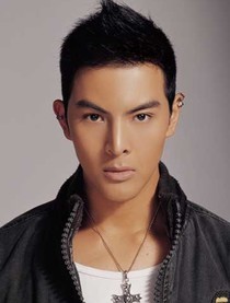 王潇龙的英文名