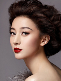 周庭伊的英文名